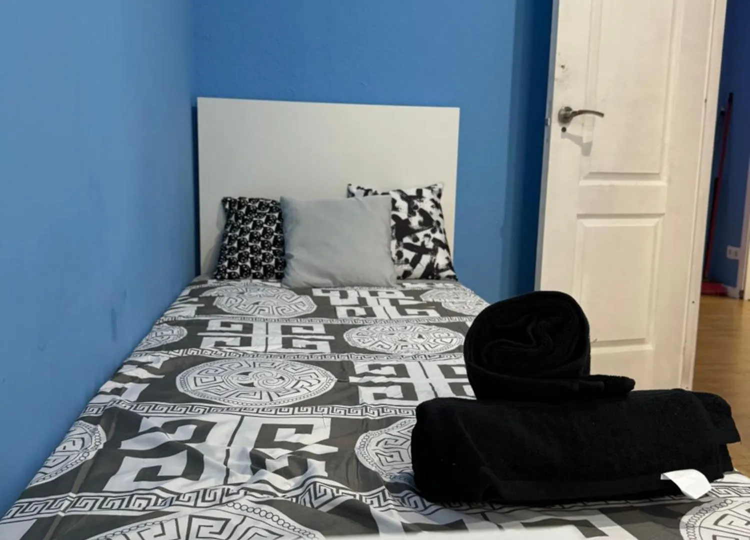 Apartment Nice And Comfortable Room For Your Stay In Bcn Barcelona Spain